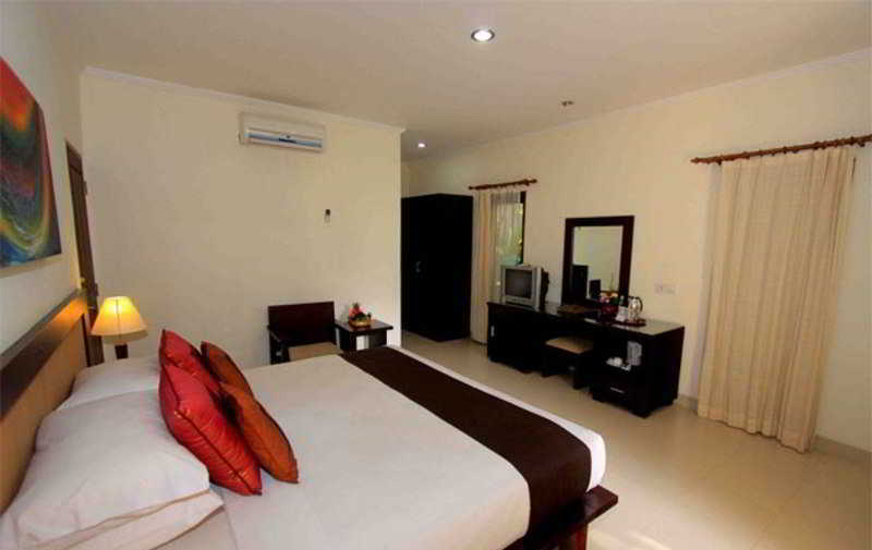 Puri Raja Hotel Legian Eksteriør bilde